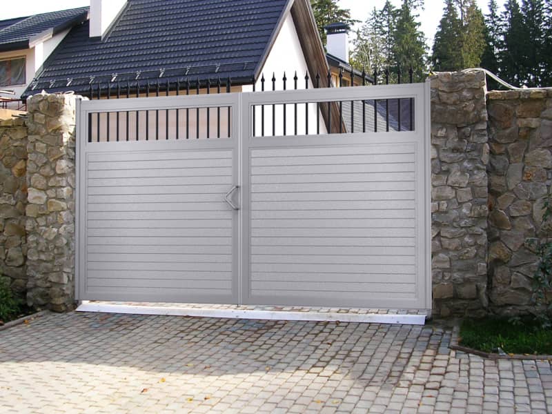 Уличные ворота DoorHan в Самаре с установкой