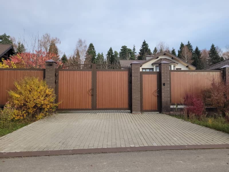 Уличные ворота DoorHan в Самаре с установкой